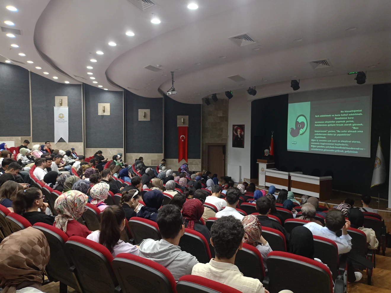 Müdürlüğümüz tarafından Taşkent Meslek Yüksekokulu öğrencilerine ''İletişim ve Ruh Sağlığı Sosyal İlişkilerin Psikolojik Etkileri'' Semineri düzenlenmiştir